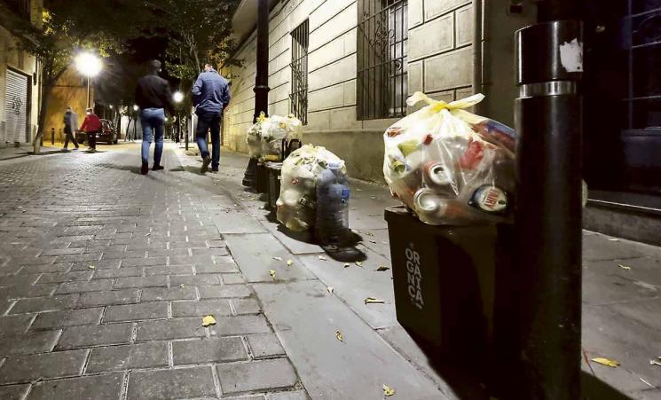 El model de recollida de residus de Barcelona no funciona